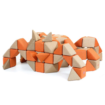 JOLLY HEAP Set 2 Creative: 76 Würfel / 12 Dreiecke / 4 Pyramiden / 8 Würfel mit schräger Kante