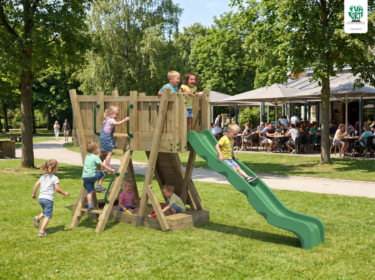 FunForte I – Spielturm mit Rutsche – Produktbild T-10270-P-K-XD_FF_Tower1_KDI_DeepGreen_Slide_0139