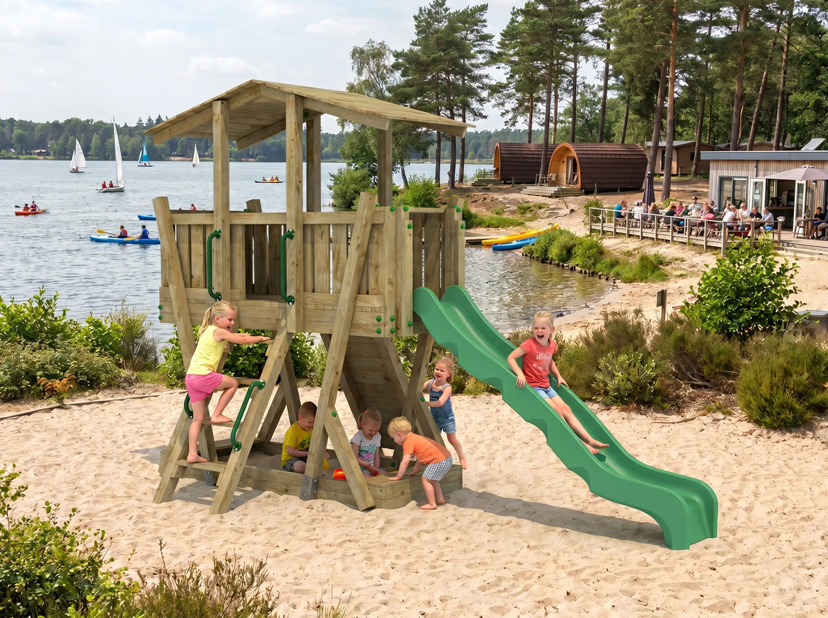 FunForte III – Spielturm mit Dach und Sandkasten – Produktbild T-10280-P-K-XD_FF_Tower3_KDI_DeepGreen_Slide_0_36