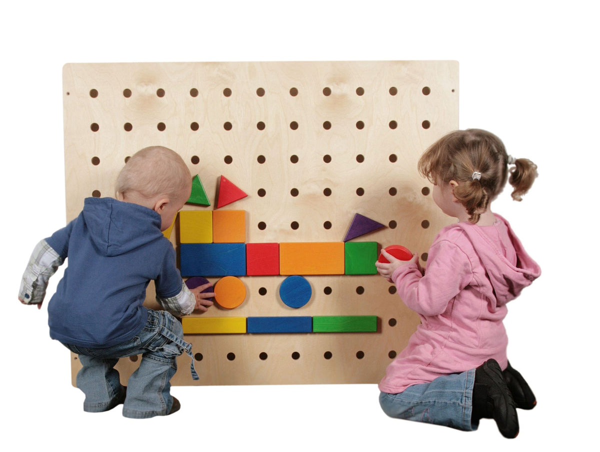 SINA Großes Wand-Steckspiel mit 18 bunten Baustein-Steckern